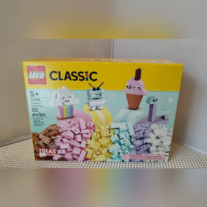 Lego Classic 11028 Creative Pastel Fun NWT Building Toy Set